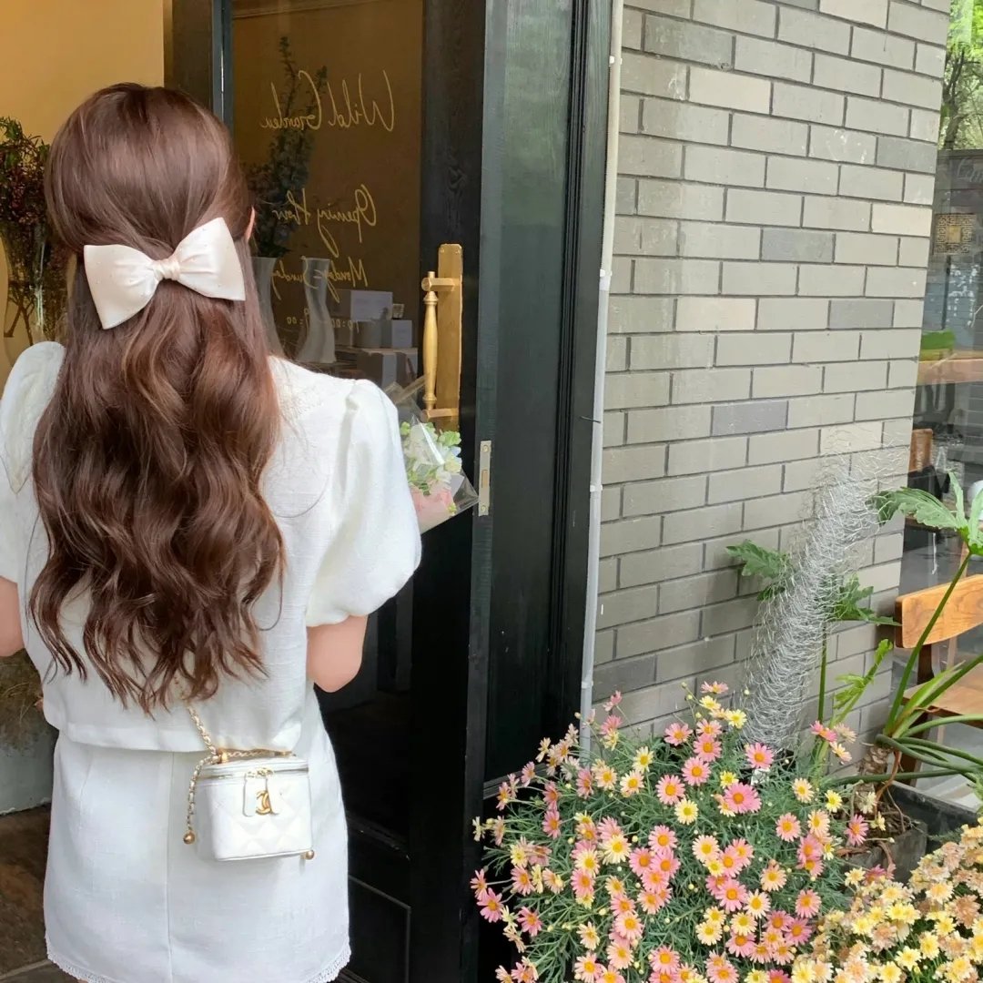 四月的假面